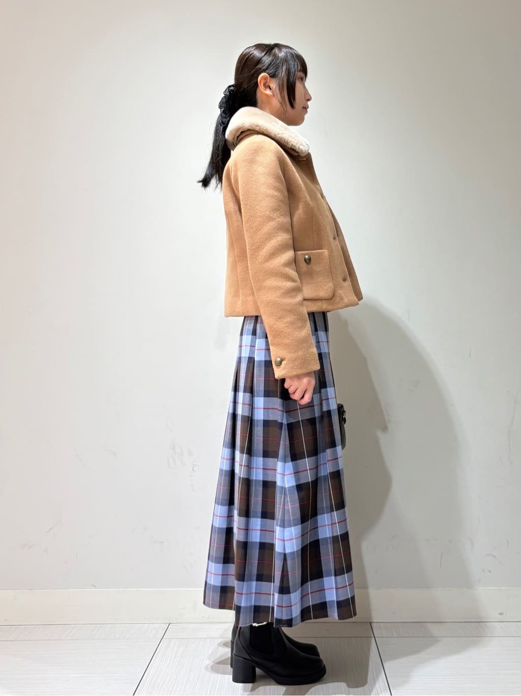 やなぎさんの「DRESSTERIOR｜ストレッチフルニードルニット」を使ったコーディネート