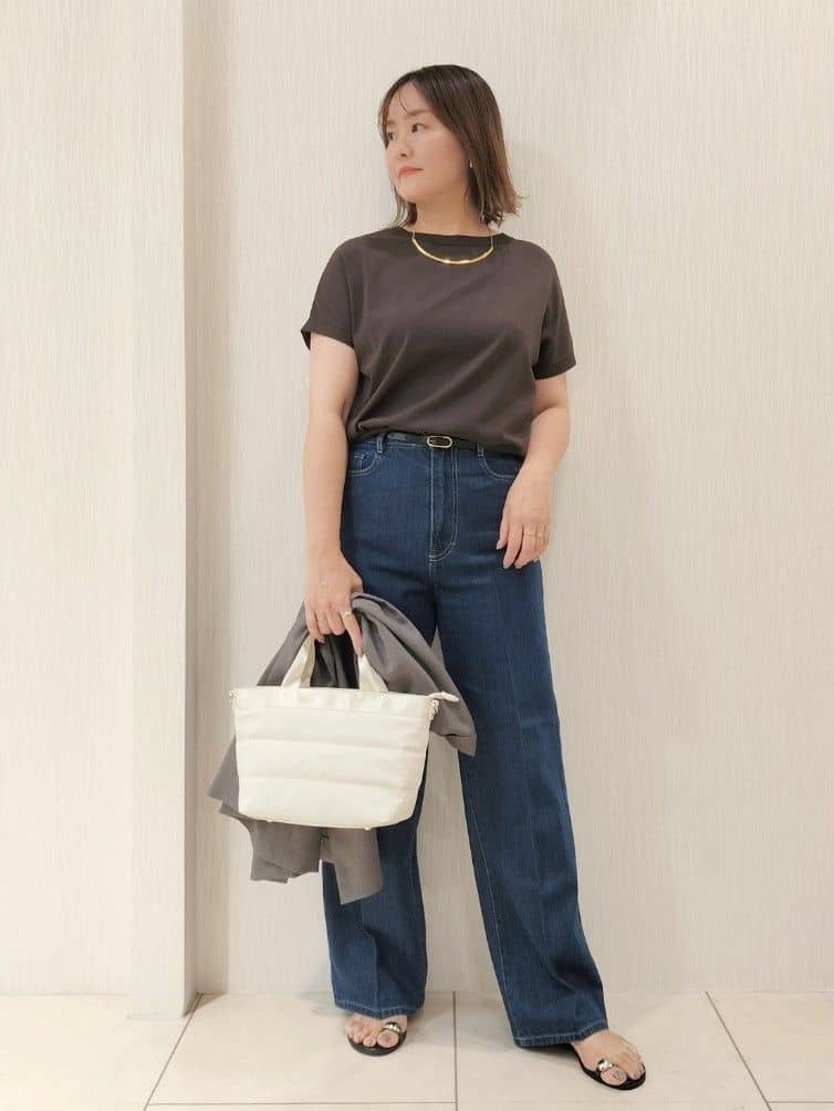 naokoさんの「UNTITLED｜【洗える/前後2WAY】ネックプルオーバーニット」を使ったコーディネート
