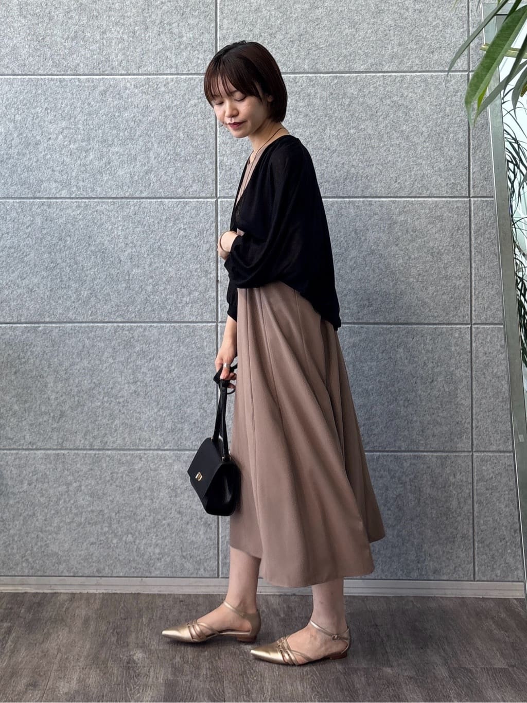 kanaeさんの「INDIVI｜【美シルエット】ノースリーブワンピース」を使ったコーディネート