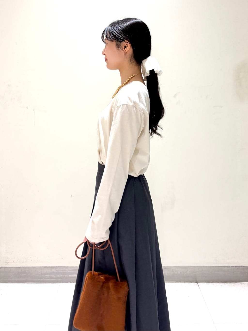 きみさんの「OPAQUE.CLIP｜ロングロゴTシャツ【洗濯機OK】」を使ったコーディネート