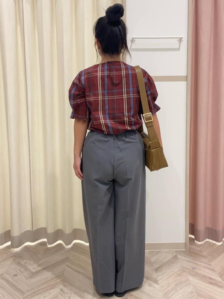 まちゃんなちゃんさんの「SHOO･LA･RUE｜【S-LL/5分袖】お袖タックできれいに魅せる 大人のチェックブラウス」を使ったコーディネート
