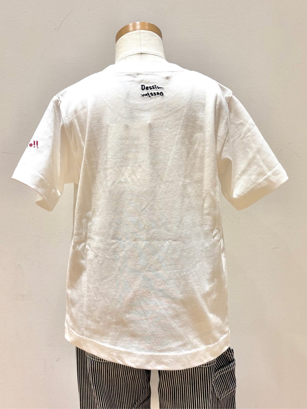 yumiさんの「Dessin｜【リンクコーデ/洗える】刺繍Tシャツ」を使ったコーディネート