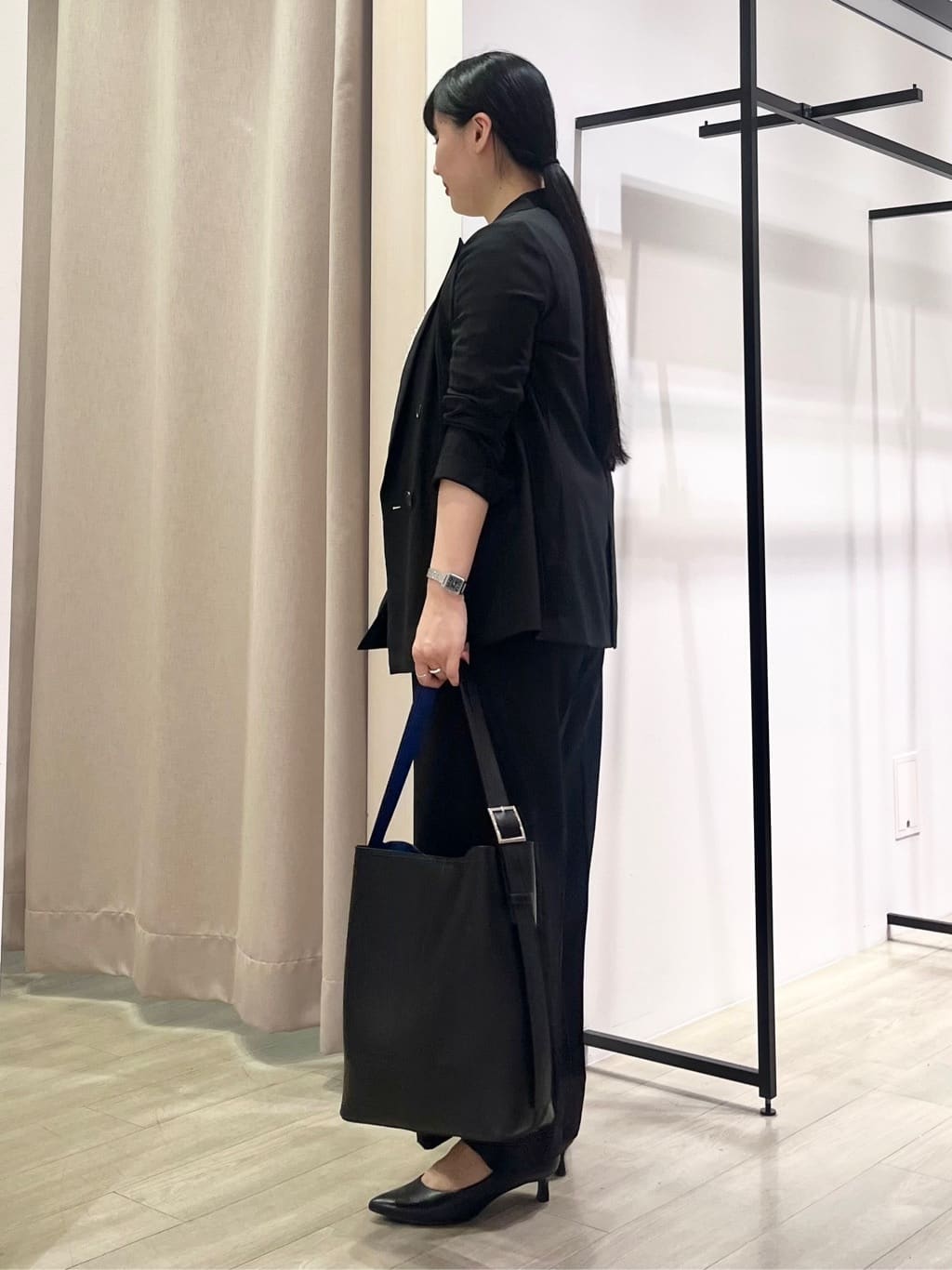 hasuさんの「INDIVI｜【軽く羽織れる！】ダブルジャケット」を使ったコーディネート