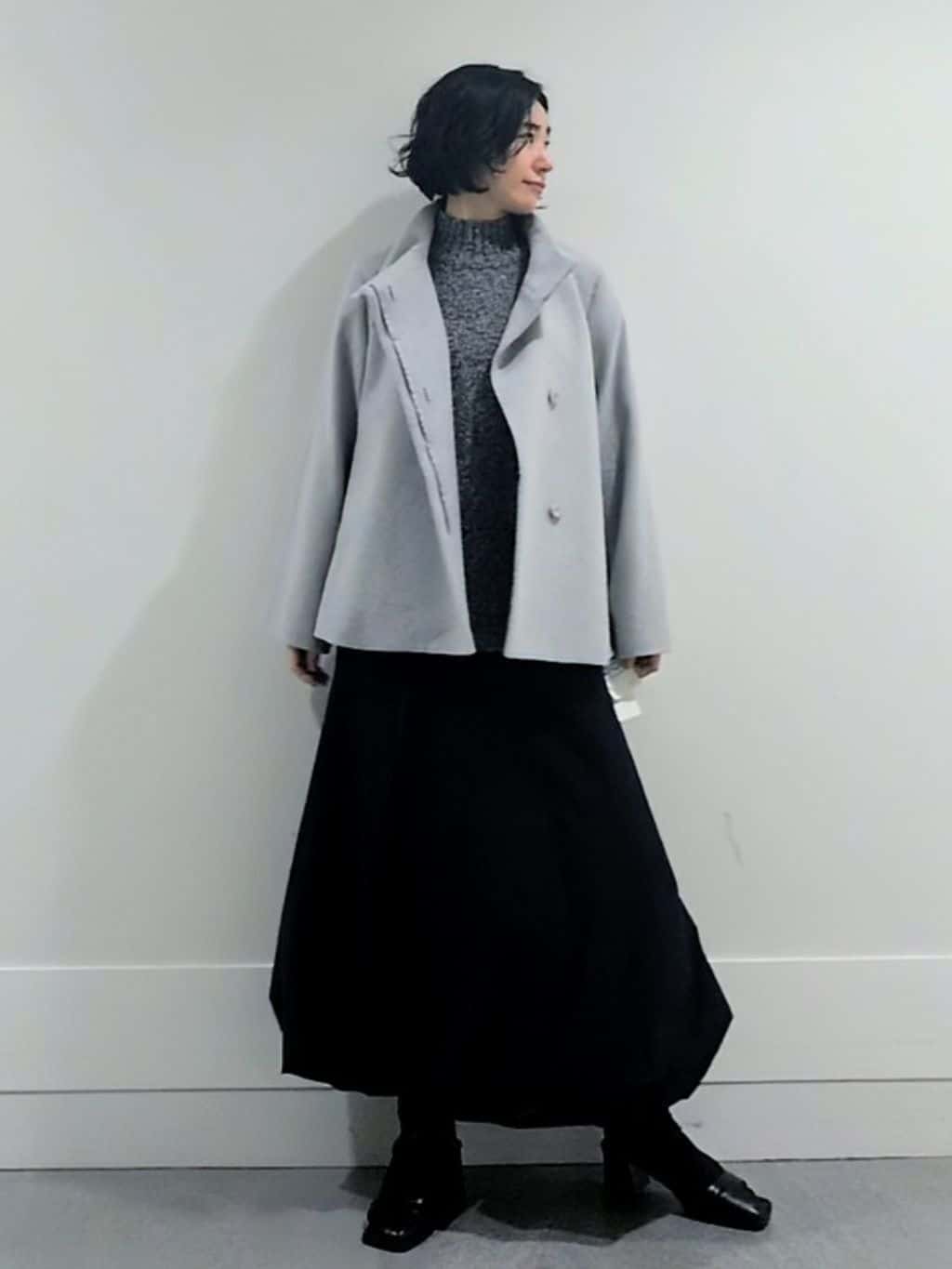 ミズタさんの「UNTITLED｜【着回しが効く／オンオフアウター】ウールショートコート」を使ったコーディネート