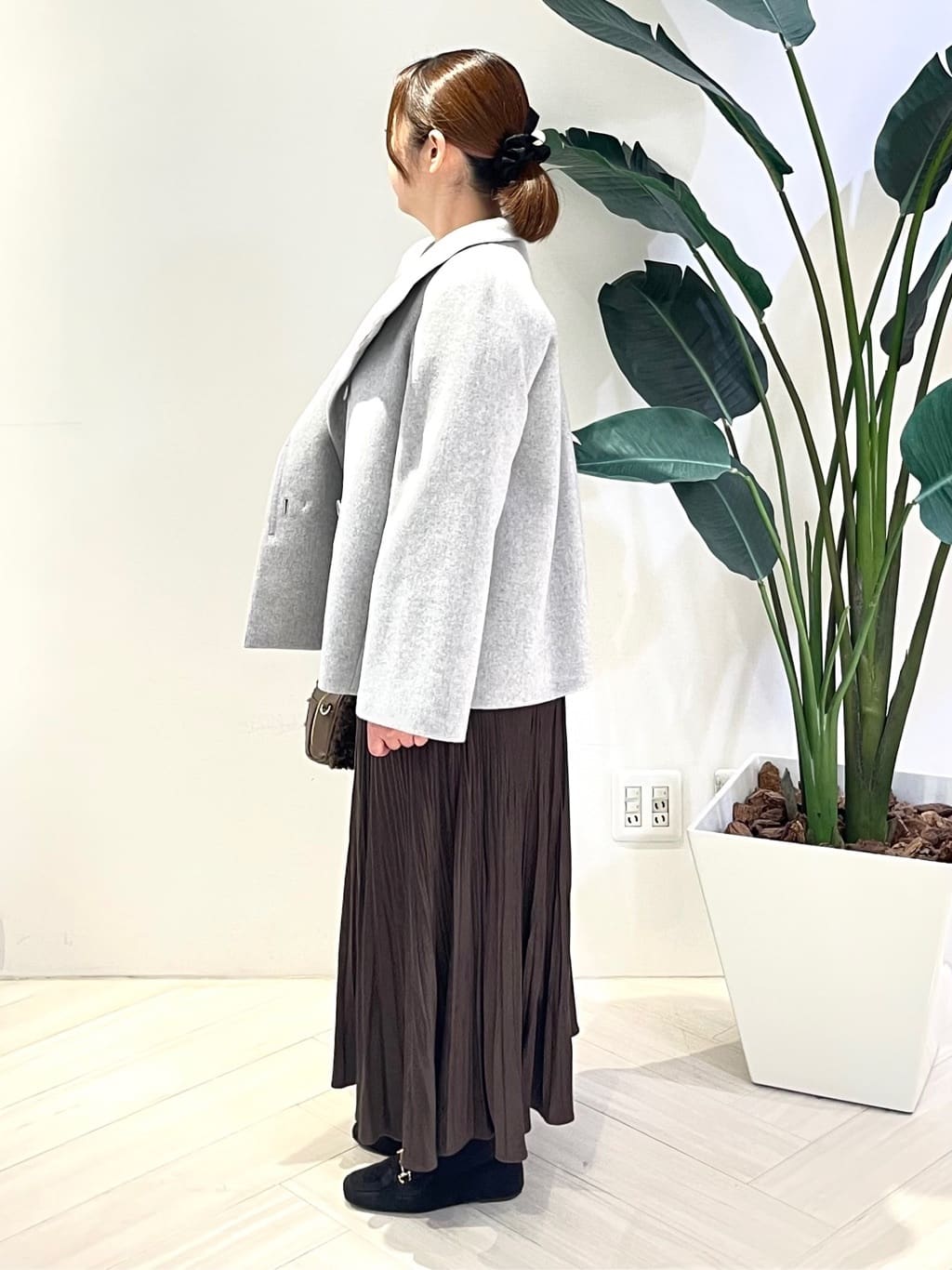 Tomoさんの「UNTITLED｜【着回しが効く／オンオフアウター】ウールショートコート」を使ったコーディネート