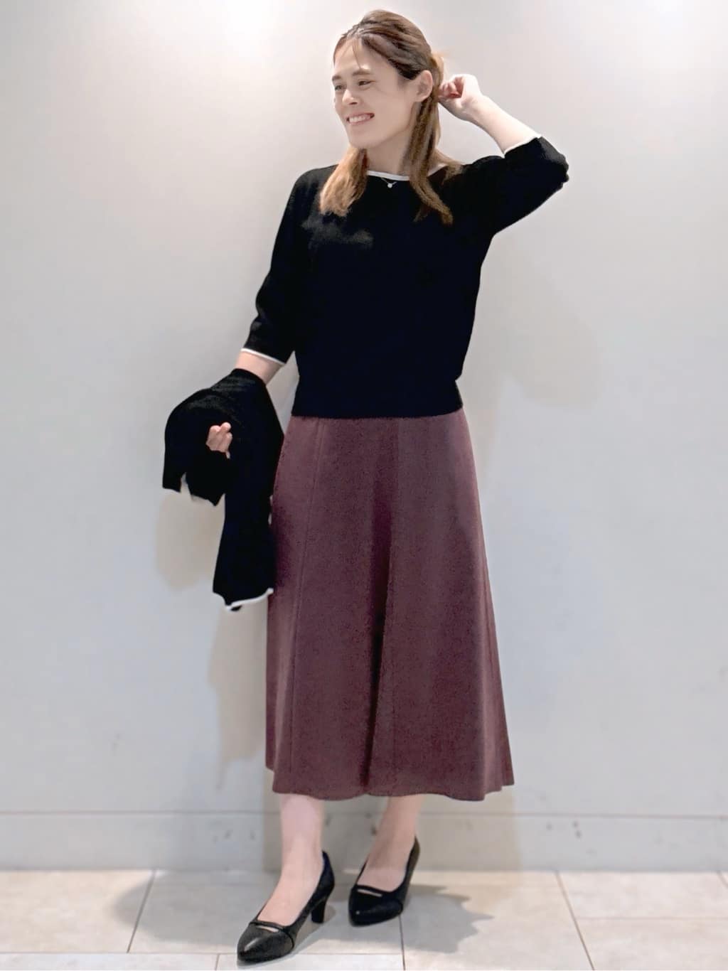 S&auml;K&iuml;さんの「Reflect｜【秋映え／単品使い◎／すっきり見え】ブローチ付きニットアンサンブル」を使ったコーディネート