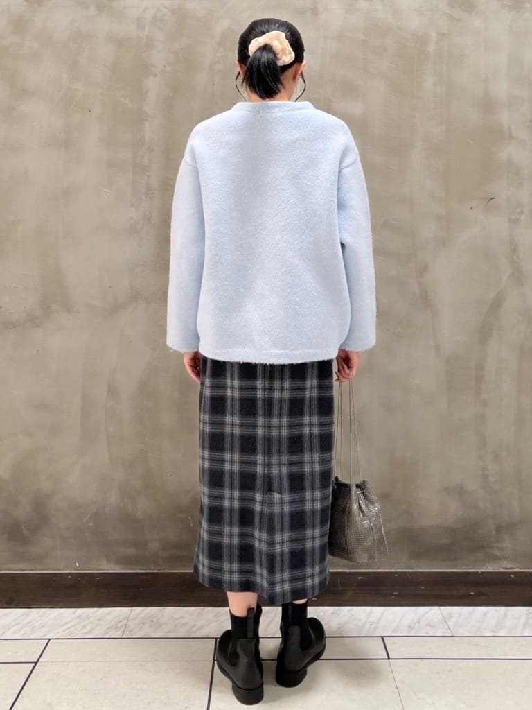 maiさんの「grove｜起毛ジャカードナロースカート」を使ったコーディネート
