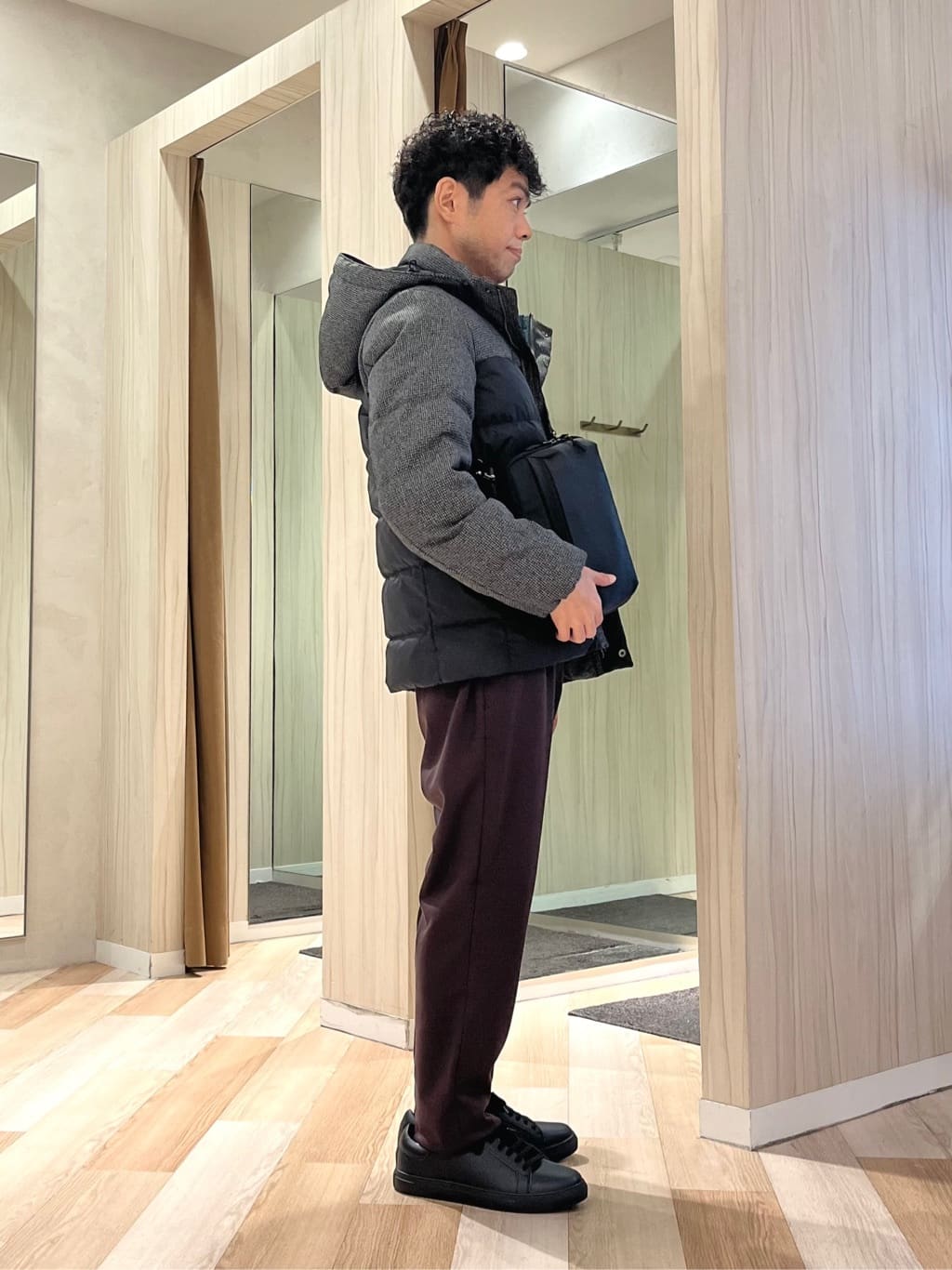 URAさんの「TAKEO KIKUCHI｜カラーコンビ ダウンブルゾン」を使ったコーディネート