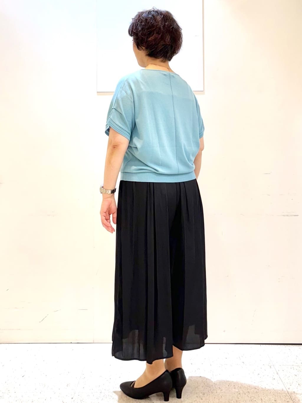 ヤスコさんの「Reflect｜【選べる7色◎／手洗い可／二の腕カバー】半袖ニット」を使ったコーディネート