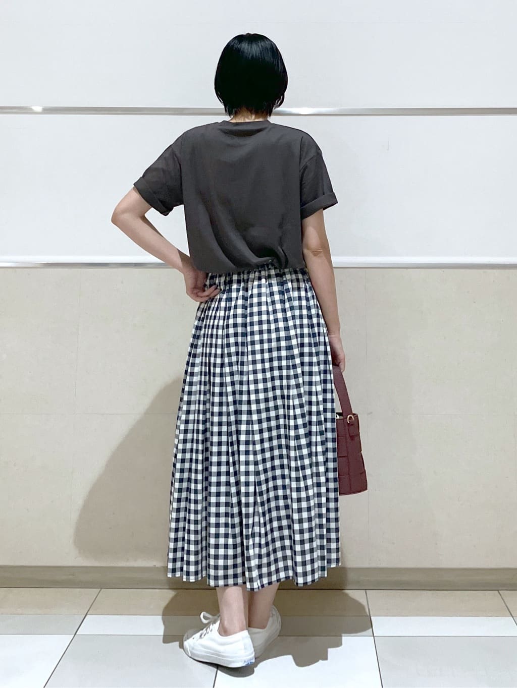 eriko さんの「Dessin｜【ユニセックス・洗える】オーガニックコットンロゴ入りTシャツ」を使ったコーディネート