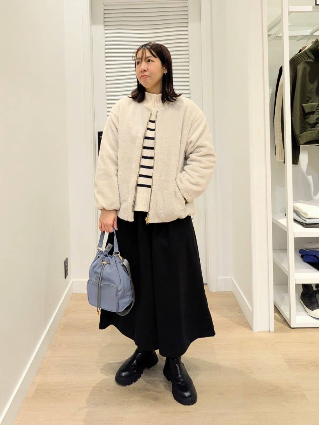 enさんの「Dessin｜【洗える】ハイネックベロアモールニット」を使ったコーディネート