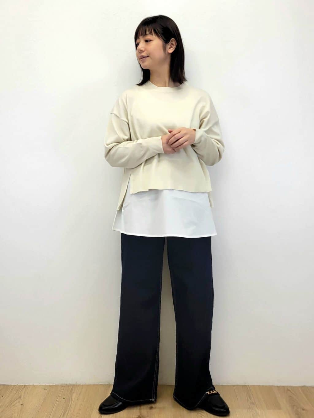 LISAさんの「OPAQUE.CLIP｜《ツインセット》リラクシーサイドスリットニット&times;ドッキングタンク【洗濯機洗い可】」を使ったコーディネート