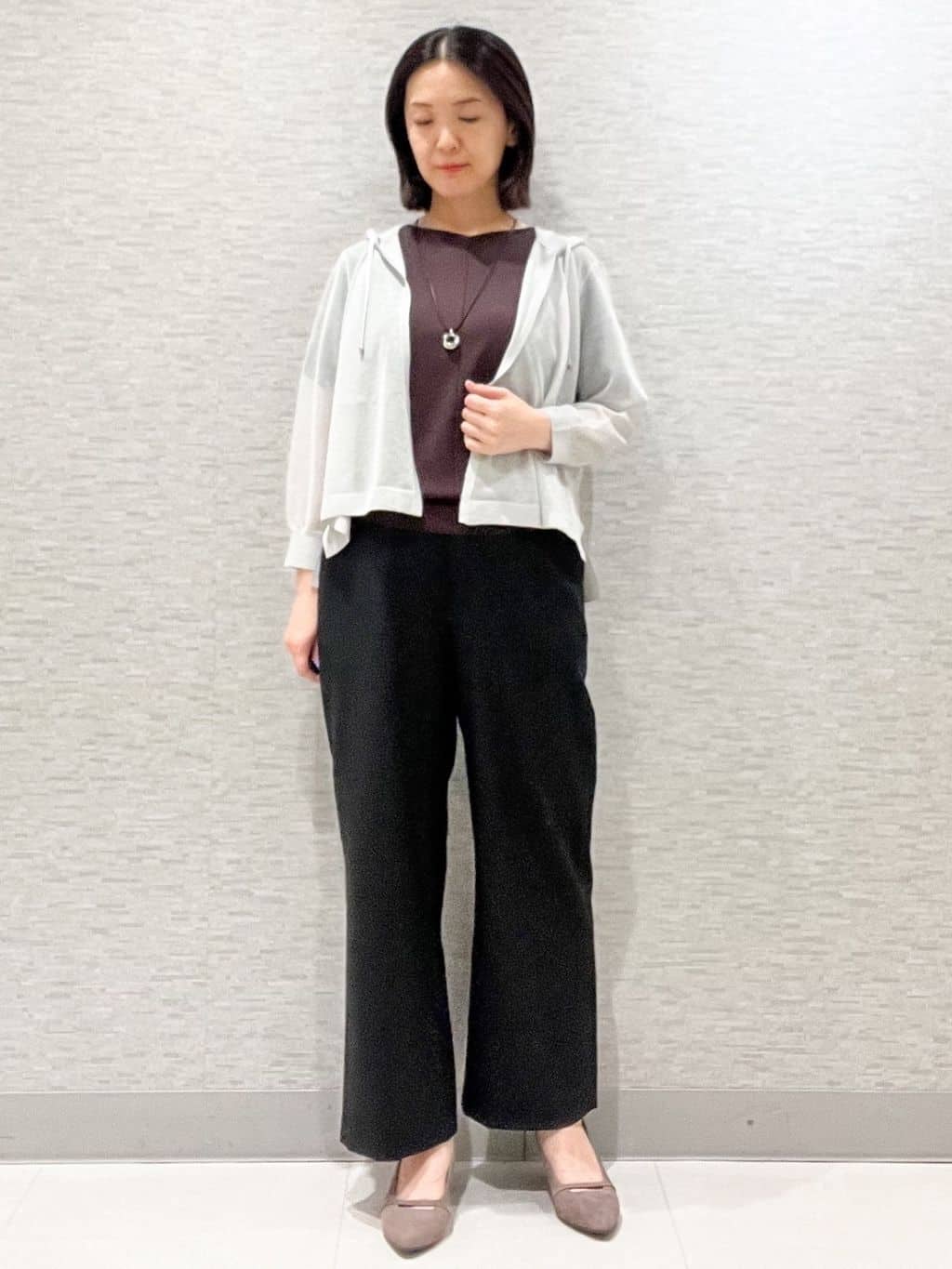 marikoさんの「Reflect｜【選べる7色◎／手洗い可／二の腕カバー】半袖ニット」を使ったコーディネート