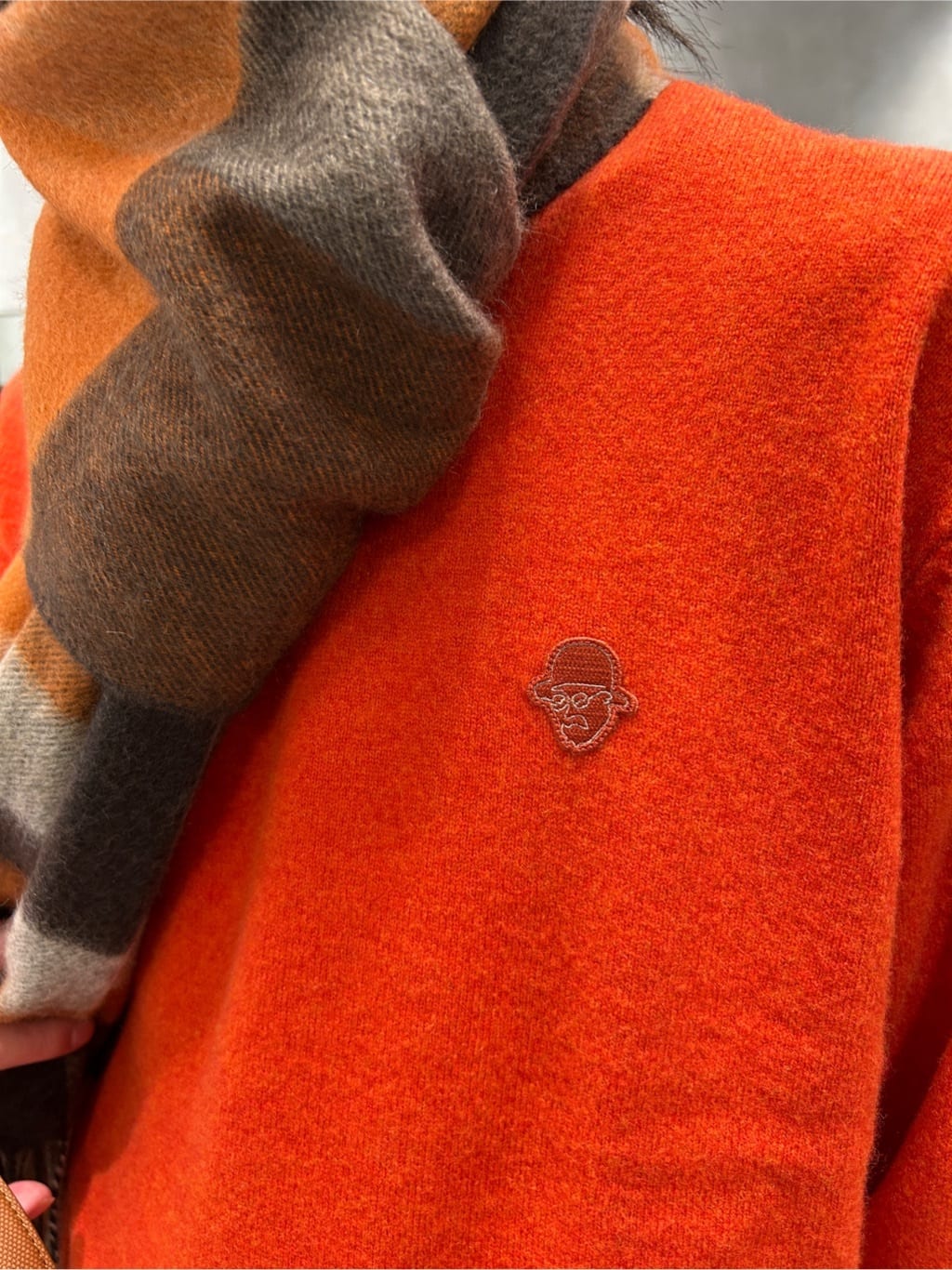 ruiさんの「TAKEO KIKUCHI｜【Air Palette Knit】ワンポイント カラーニット プルオーバー」を使ったコーディネート