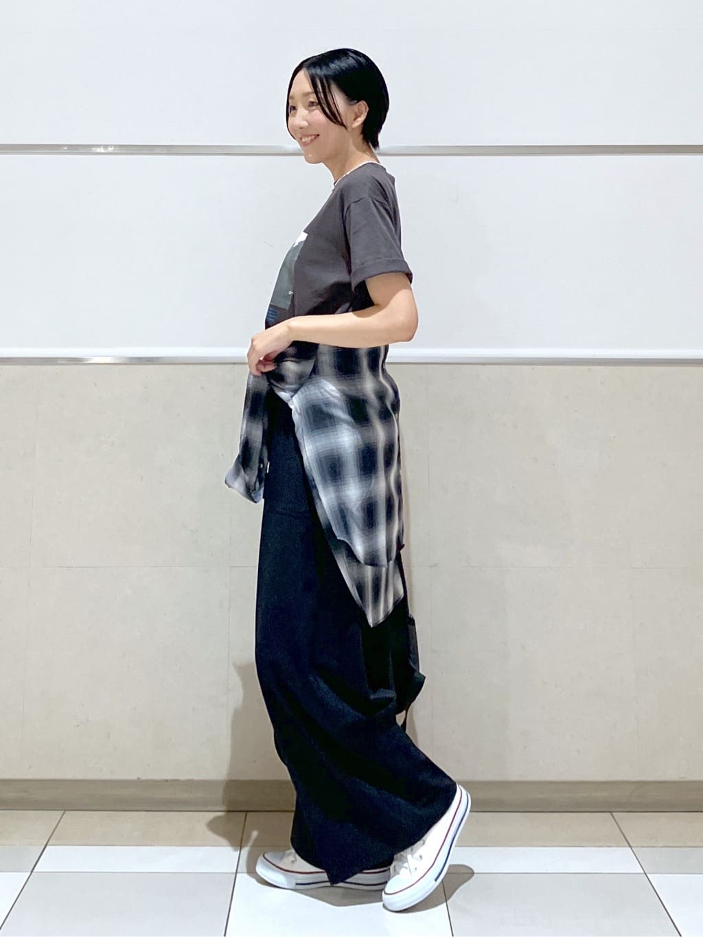 eriko さんの「Dessin｜【ユニセックス・洗える】オーガニックコットンロゴ入りTシャツ」を使ったコーディネート