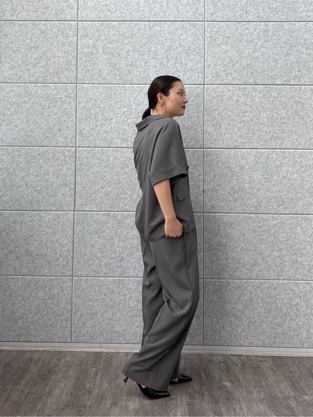 ayanoさんの「INDIVI｜キャミセットカットソー」を使ったコーディネート