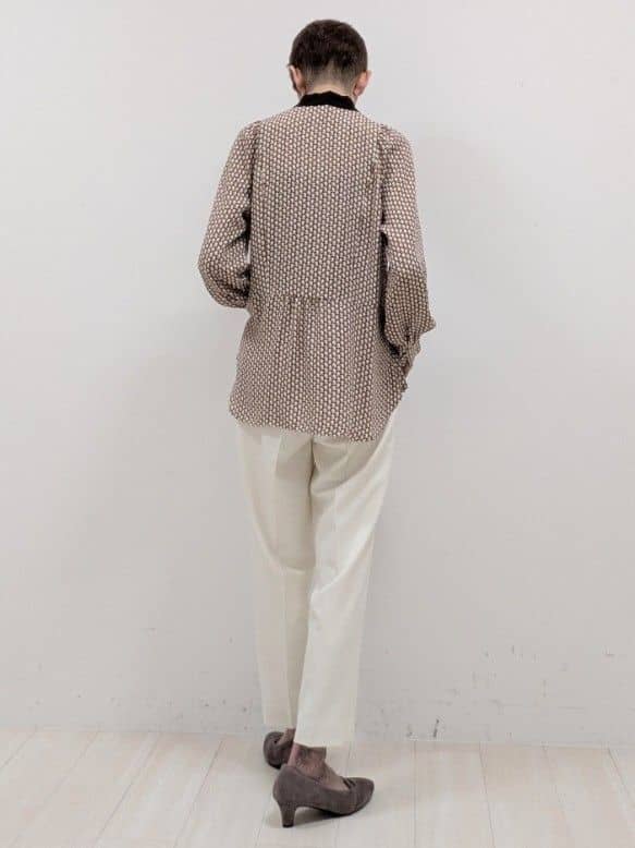 sachiさんの「Reflect｜【レイヤードに◎】ボウタイプリントブラウス」を使ったコーディネート