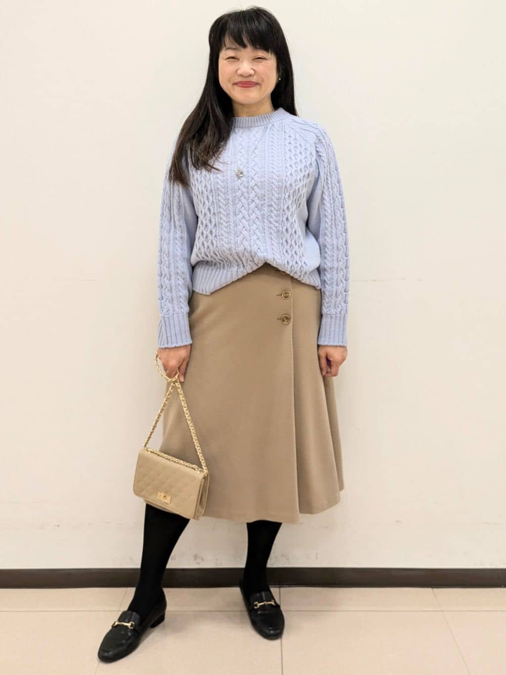 ともさんの「UNTITLED｜【洗える】スポンディッシュ ケーブル柄ニット」を使ったコーディネート