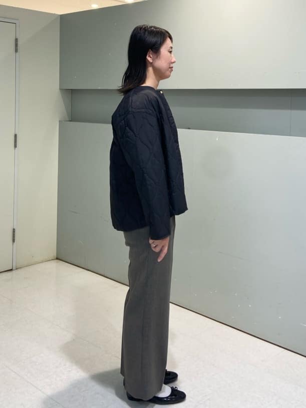 hitomiさんの「UNTITLED｜【アンサンブル可/洗える】シルクウールカシミヤ ドルマンスリーブニット」を使ったコーディネート