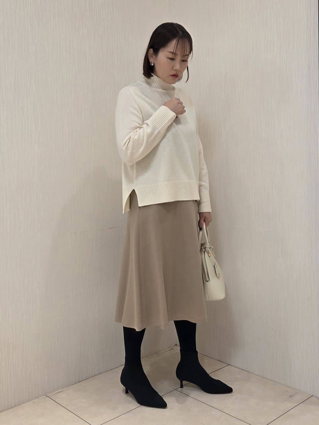 naokoさんの「UNTITLED｜【8色展開/洗える】ウールカシミヤ ハイネックニット」を使ったコーディネート