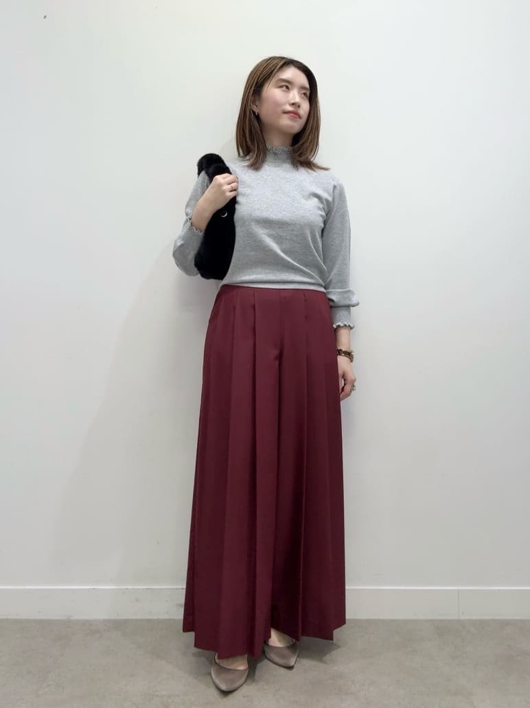 Suma Una本部スタッフさんの「SunaUna｜【SS～Lサイズ展開／6色展開】パール調ニット」を使ったコーディネート