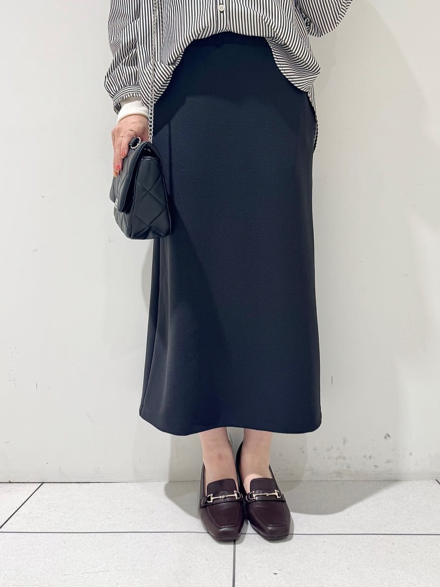 そんさんの「INDIVI｜【洗える】胸元タックフリル長袖ブラウス」を使ったコーディネート