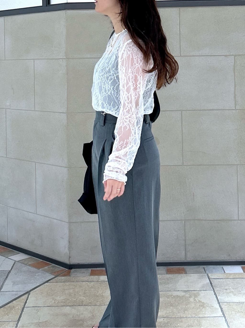 よねさんの「INDIVI｜レースストレッチカットソー」を使ったコーディネート