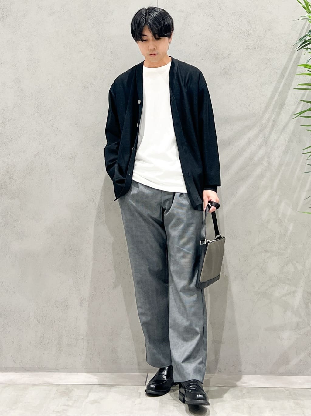 SHI-MAさんの「THE SHOP TK｜【季節の変わり目に活躍】ニットカーディガン 選べる2デザイン(柄&無地)/洗濯機OK」を使ったコーディネート
