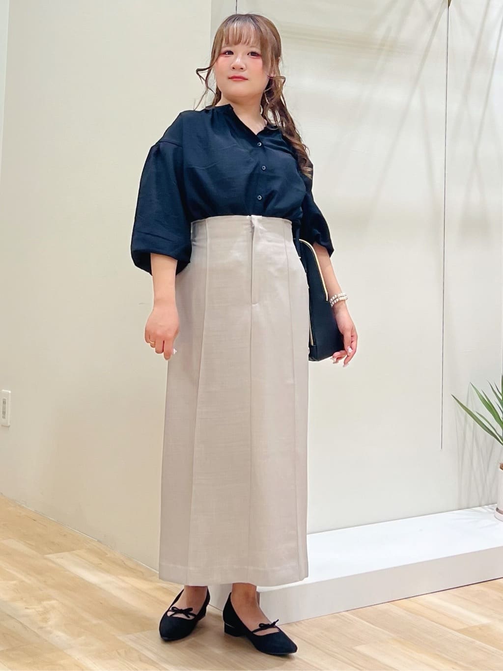 みことさんの「grove｜【カセット服】洗えるストレートシルエットスカート」を使ったコーディネート
