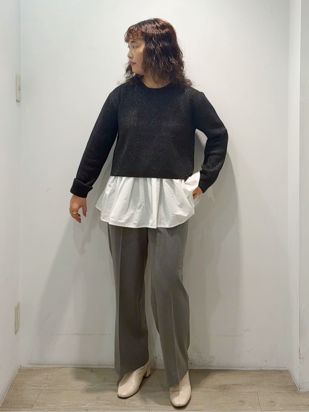 sumicaさんの「OPAQUE.CLIP｜《ツインセット》ショートラメニット&times;フレアタンクトップ【洗濯機OK】」を使ったコーディネート