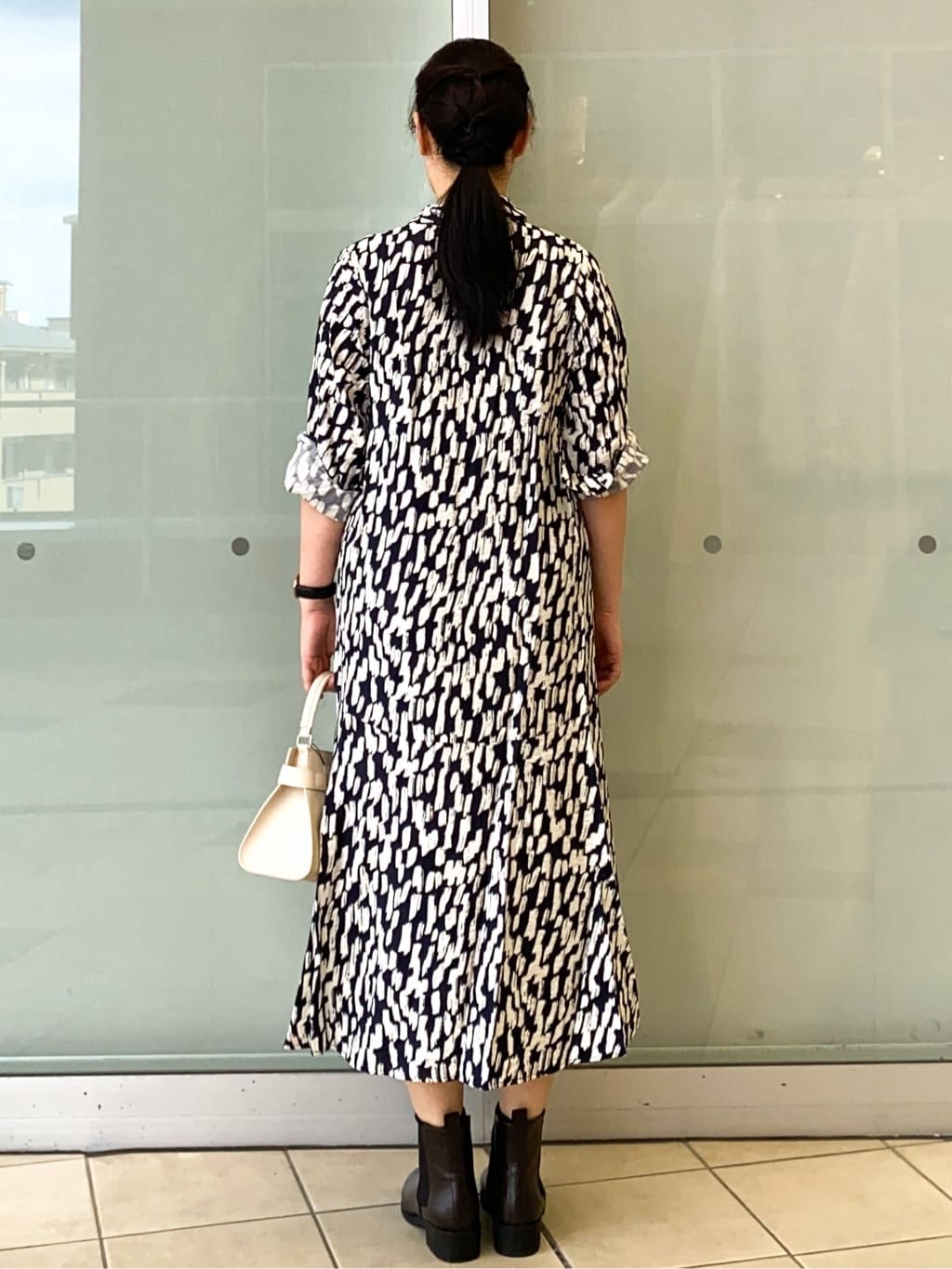 Jeanさんの「OPAQUE.CLIP｜ジオメトリック柄ワンピース」を使ったコーディネート