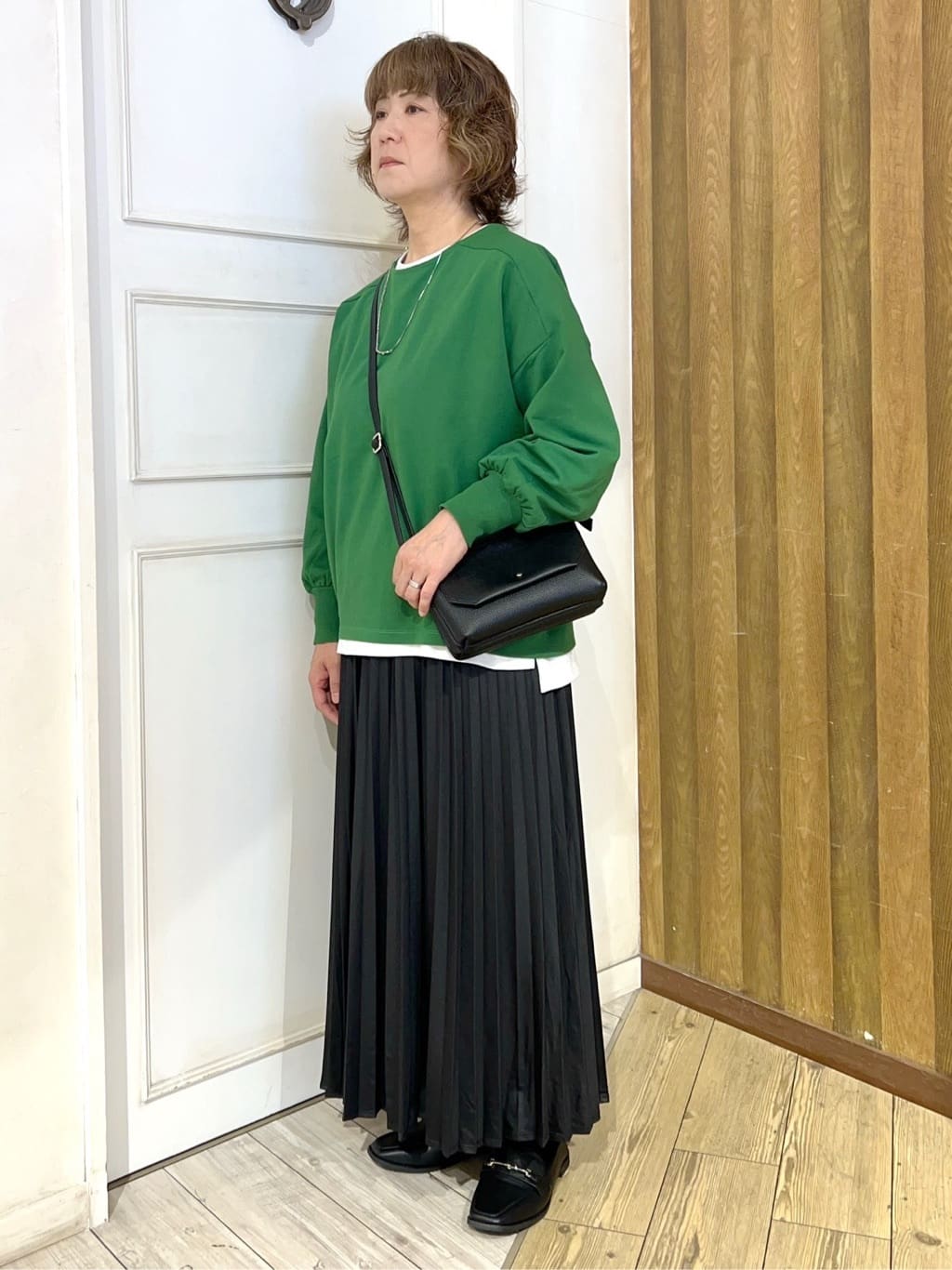 yuriyuriさんの「SHOO･LA･RUE｜グラフィックアソート ベーシックロンT」を使ったコーディネート