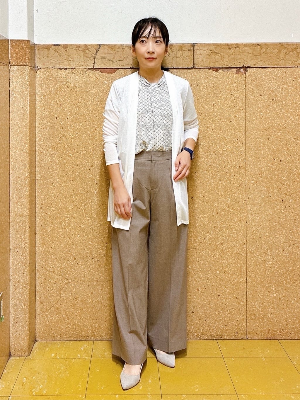 hattoriさんの「INDIVI｜【UVケア】モノグラム ボウタイデザインブラウス」を使ったコーディネート