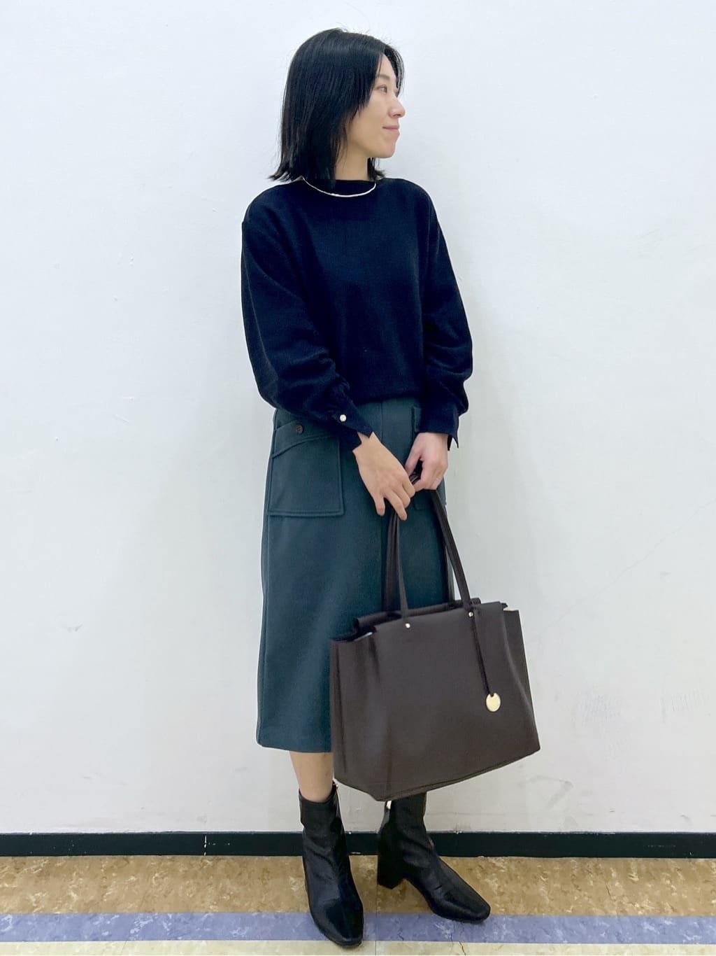 su.さんの「index｜ラメガーター編みボートネックニット【洗濯機OK】《8col／XS～LL》」を使ったコーディネート