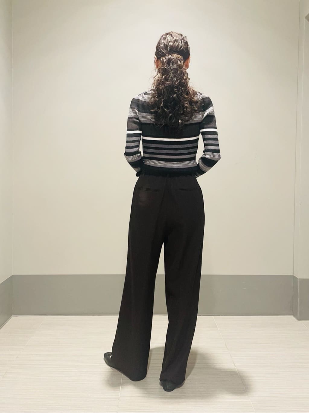 Annさんの「DRESSTERIOR｜シルクブレンドメリノウールリブプルオーバー」を使ったコーディネート
