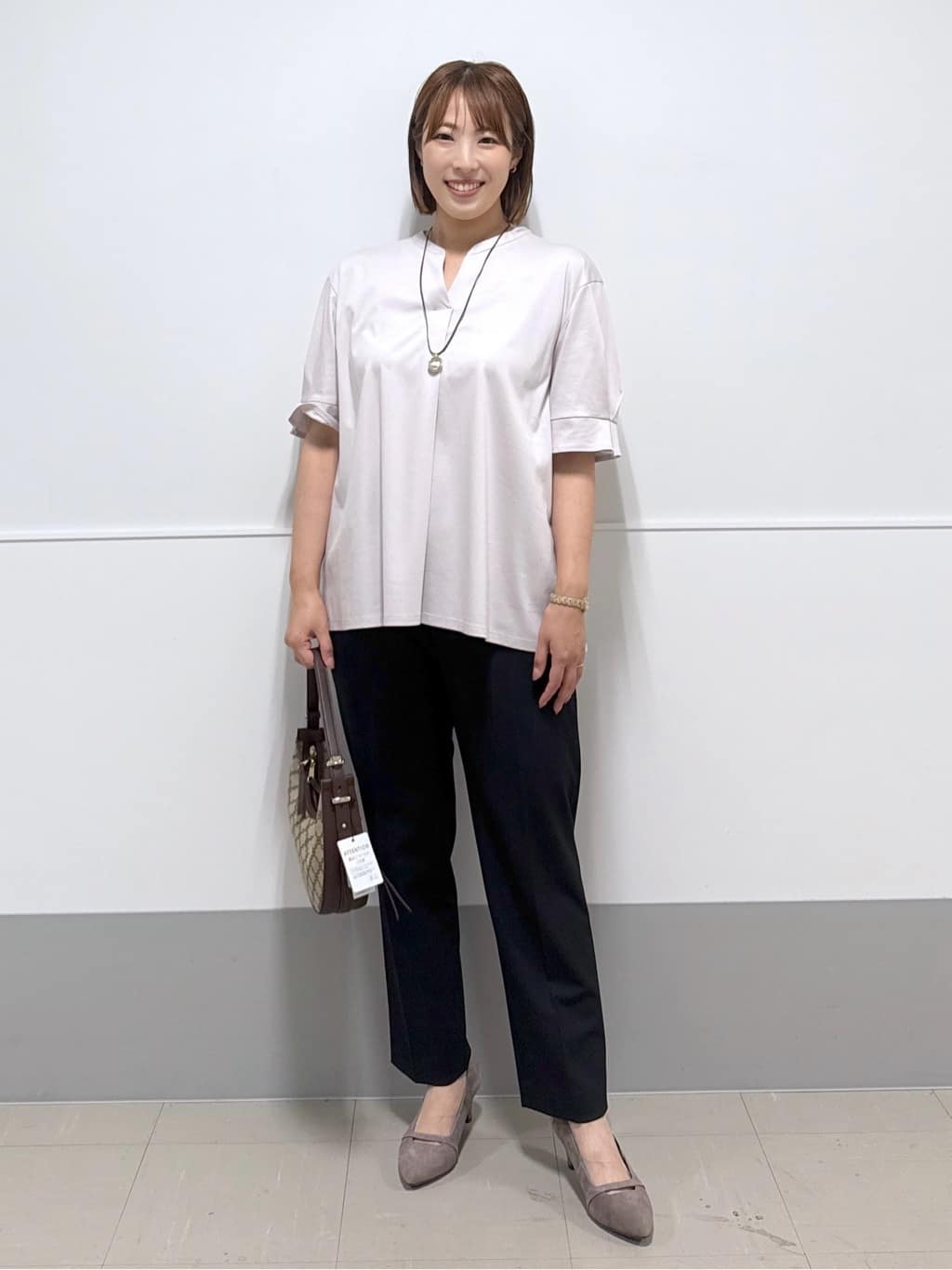 amiさんの「Reflect｜【私のパンツ／手洗い可】ベーシックテーパードパンツ」を使ったコーディネート