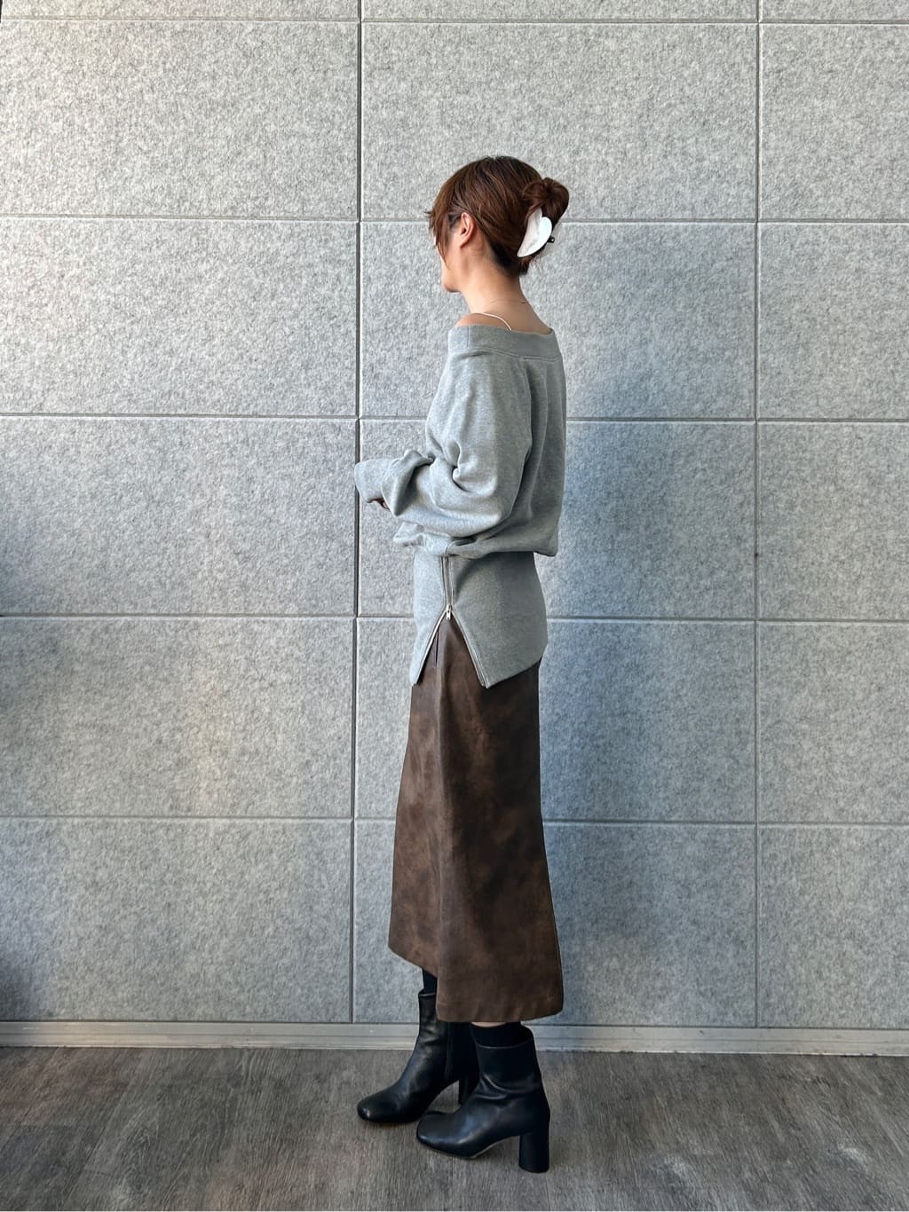 harunaさんの「CODE A｜garin sleek skirt」を使ったコーディネート
