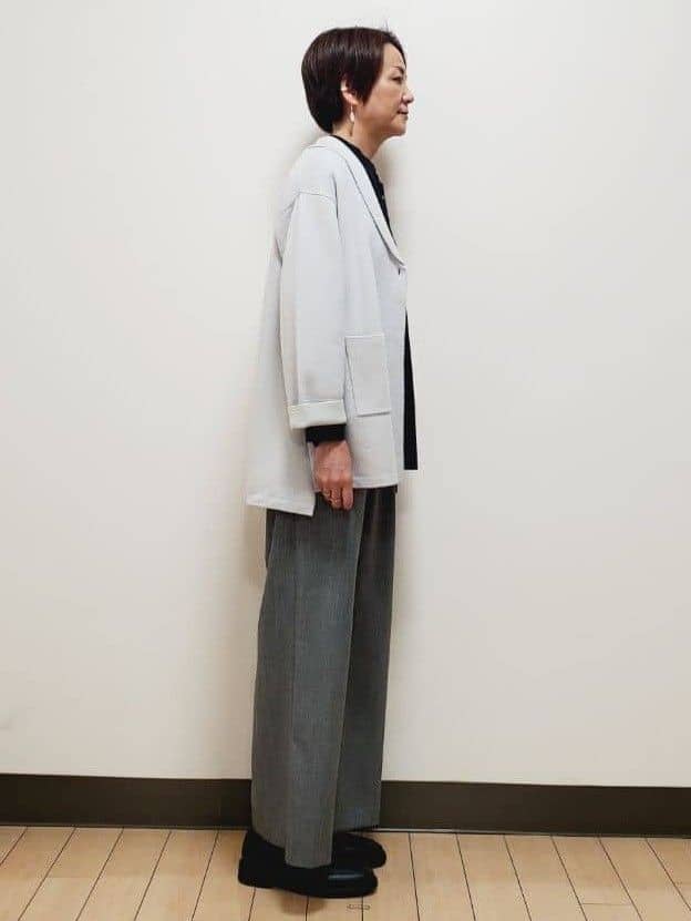 yuuさんの「Reflect｜【さらっと一枚で決まる／重ね着にもおすすめ◎】タックスリーブシャツブラウス」を使ったコーディネート