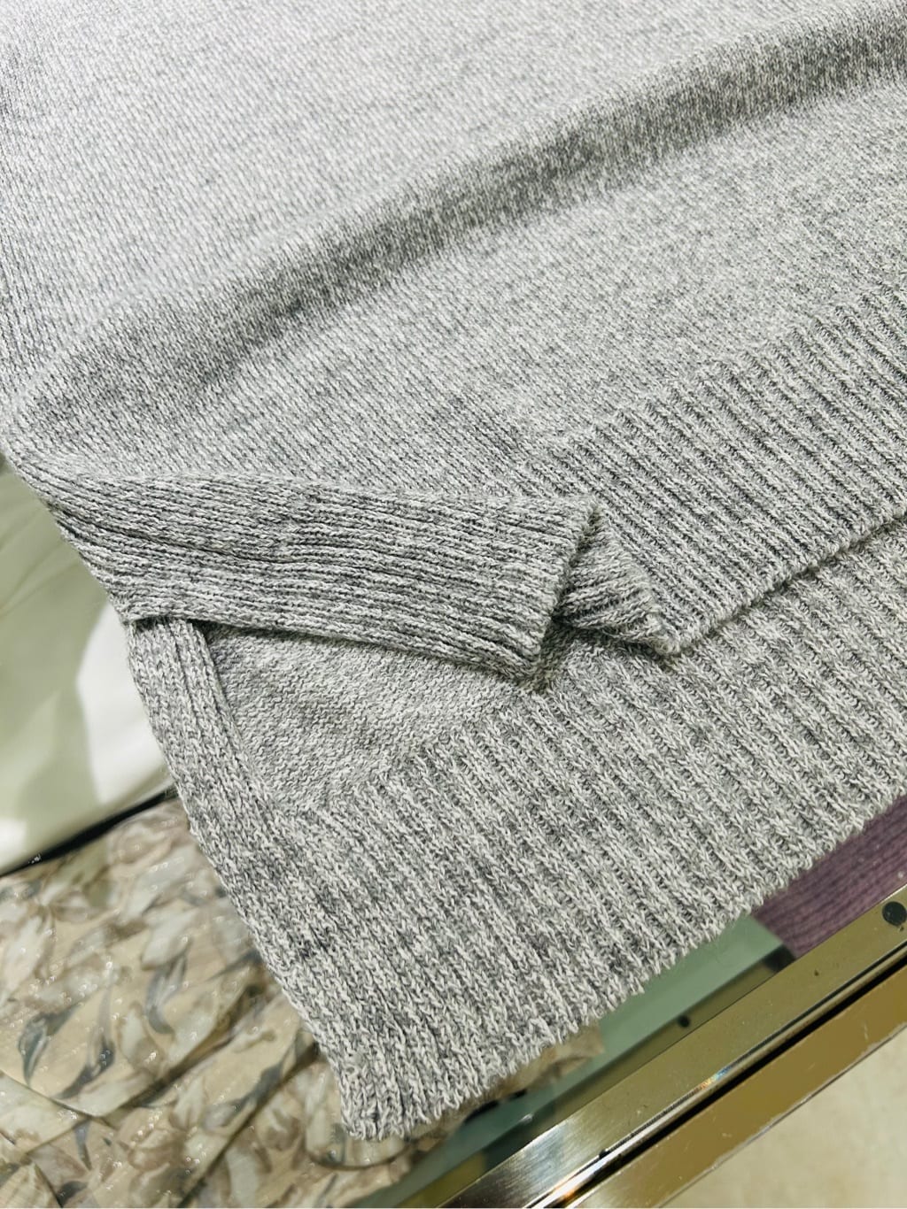 梶さんの「COUP DE CHANCE｜【環境に配慮したデニム】細身デニムパンツ」を使ったコーディネート