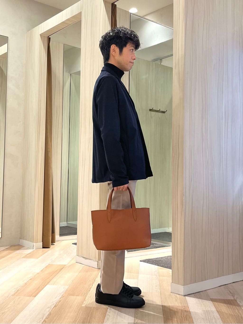 URAさんの「TAKEO KIKUCHI｜リラックス カーディガン ジャケット」を使ったコーディネート