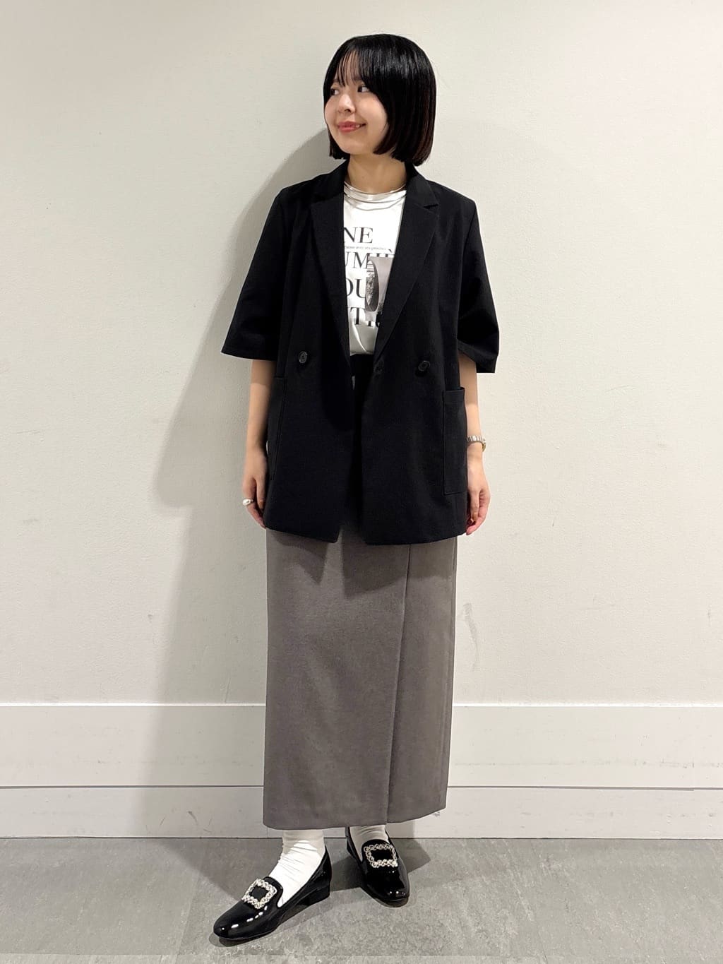 モエカさんの「UNTITLED｜【ロゴT/プリントT】グラフィックTシャツ」を使ったコーディネート