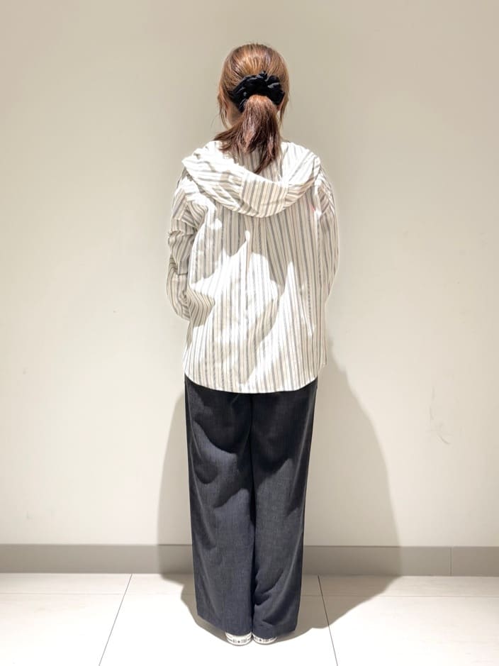 Liriさんの「Dessin｜【洗える】ストライプフードブラウス」を使ったコーディネート