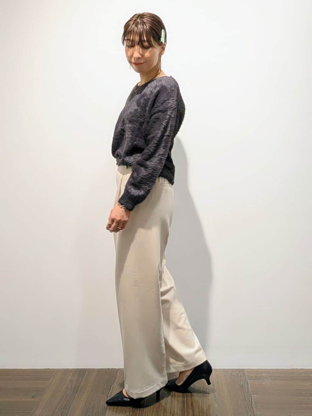 4410さんの「THE SHOP TK｜【華やかで柔らか】ふわふわフェザーニット/洗える・前後2WAY」を使ったコーディネート