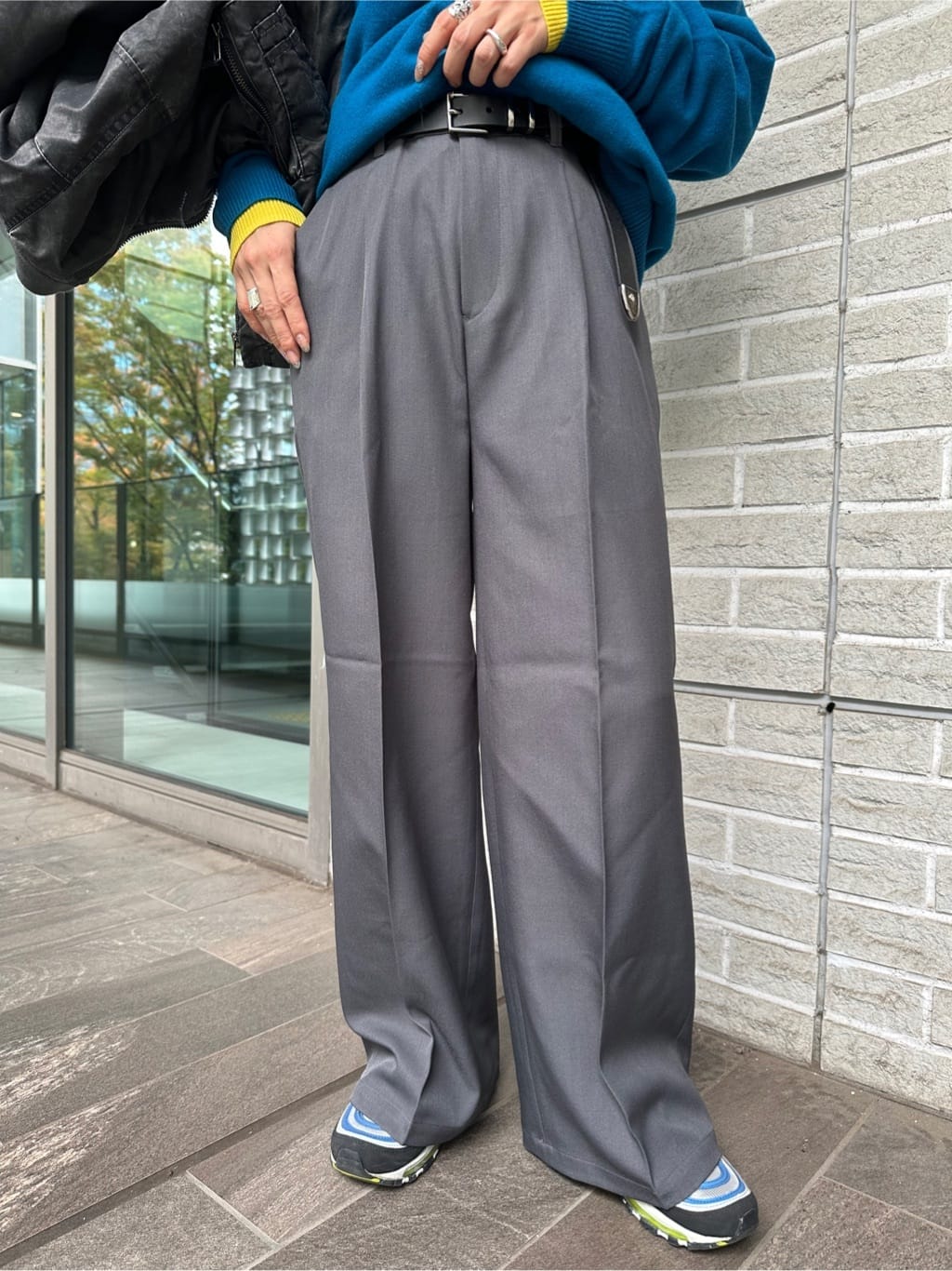 つぐみさんの「TAKEO KIKUCHI｜【Air Palette Knit】ワンポイント カラーニット プルオーバー」を使ったコーディネート