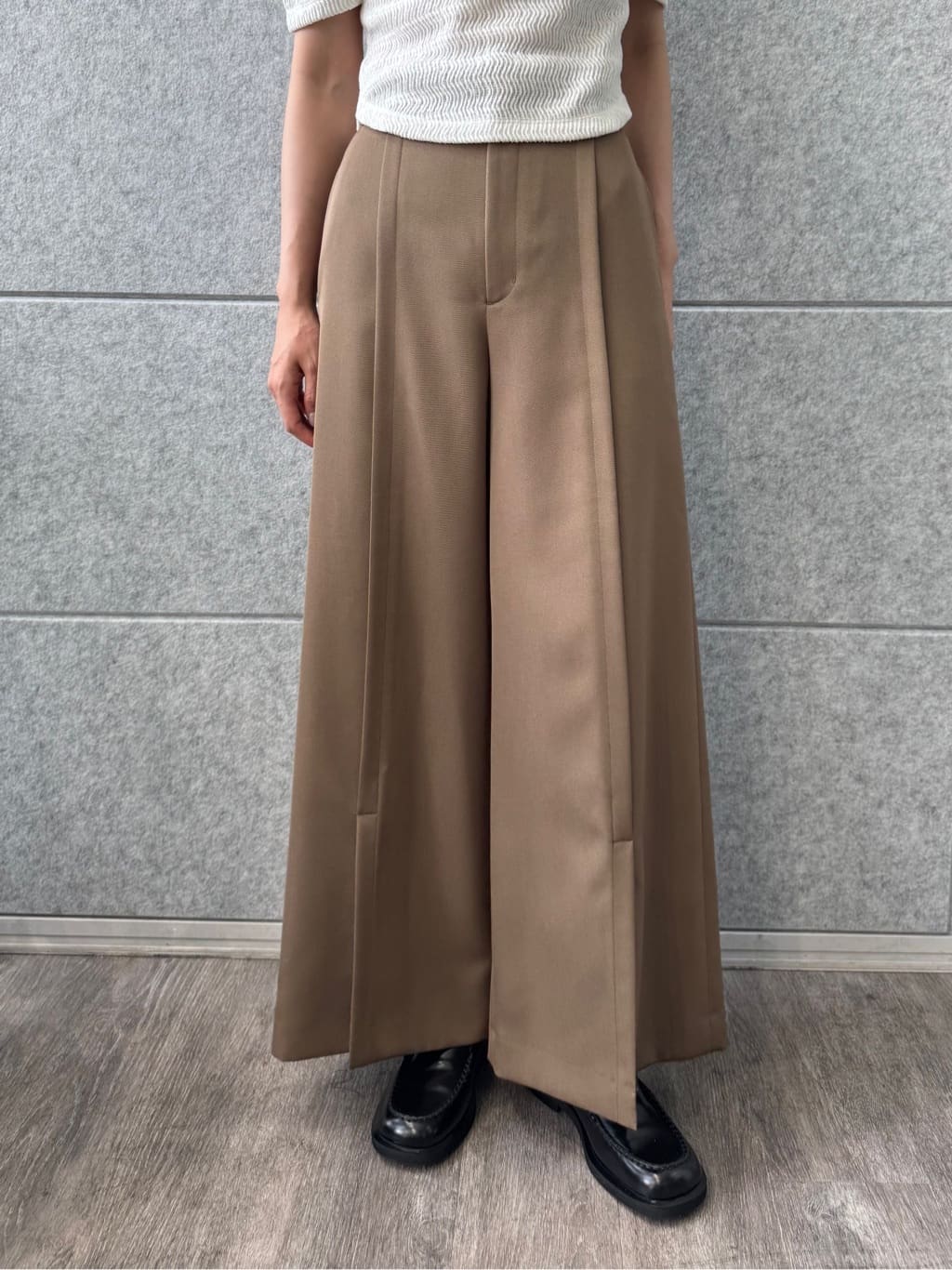 uchi__yamaさんの「CODE A｜gather puff jersey tops」を使ったコーディネート