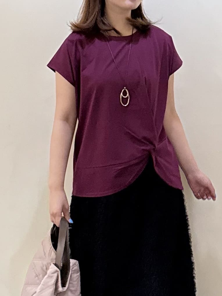 いくみさんの「UNTITLED｜【洗える/Tシャツ】ツイストプルオーバー」を使ったコーディネート