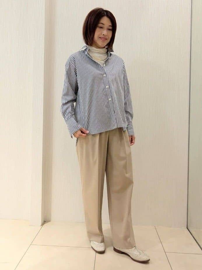 u-macoさんの「UNTITLED｜【ゆったりサイズ／着丈短め】ジップニットカーディガン」を使ったコーディネート