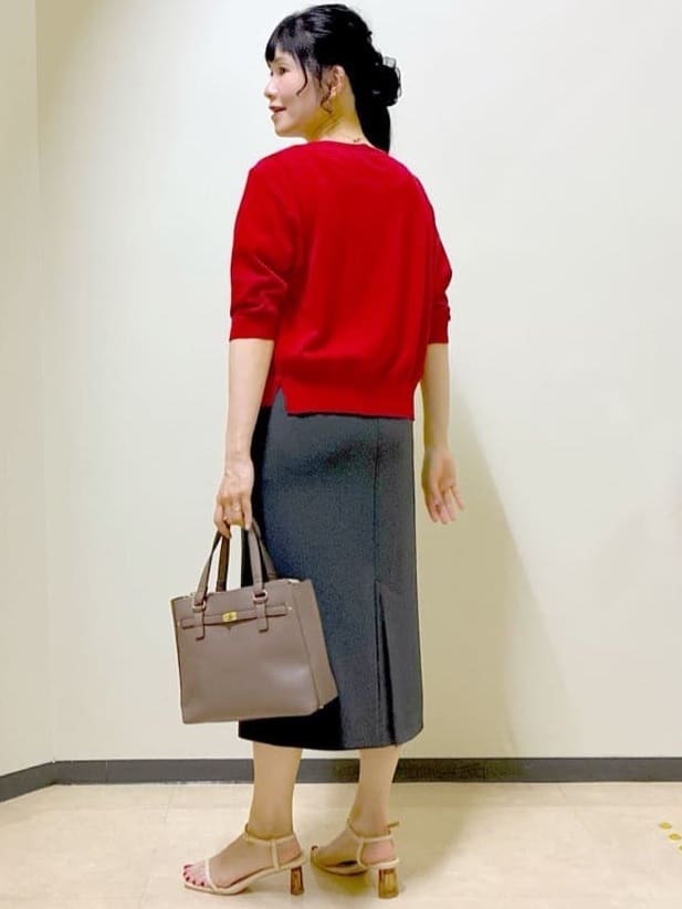  beni_gingerさんの「Reflect｜【インナーにおすすめ◎】シアーネックデザインプルオーバー」を使ったコーディネート