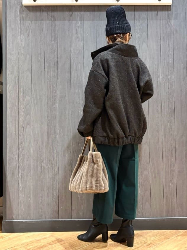 meiさんの「SHOO･LA･RUE｜【S-LL】美シルエットの タンドツイードブルゾン」を使ったコーディネート