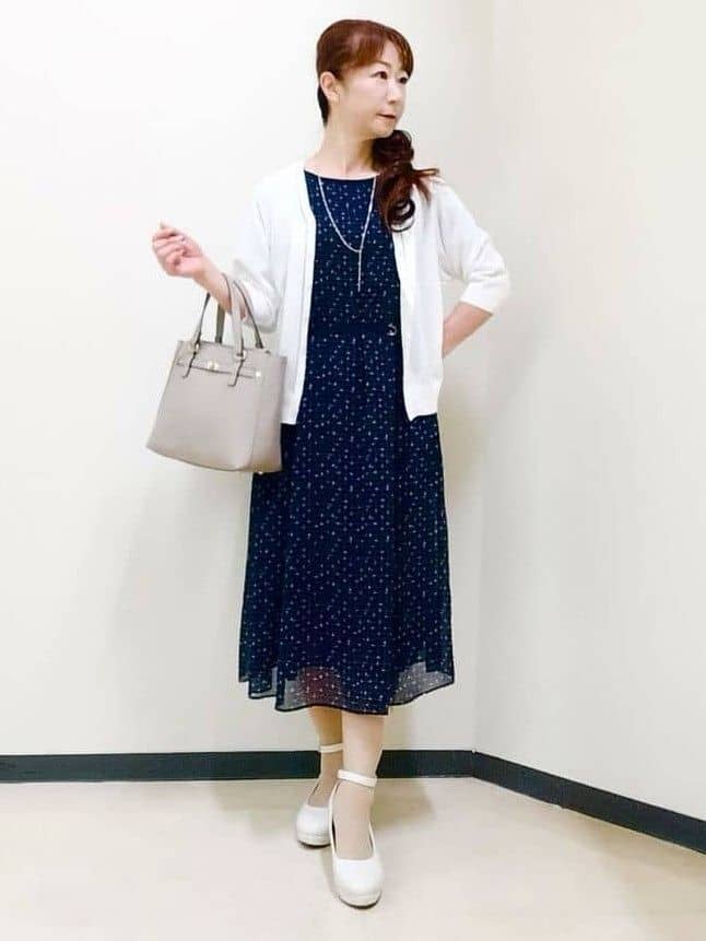 花さんの「Reflect｜【WEB先行カラーあり／マシンウォッシュ可／ナローベルト付き】オフボディツイードチェックワンピース」を使ったコーディネート